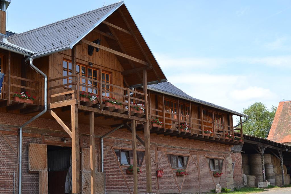 Penzion Dvur Krasikov Kokasice Extérieur photo