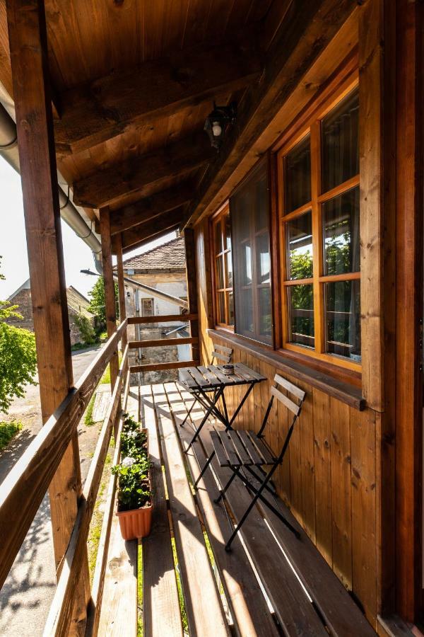 Penzion Dvur Krasikov Kokasice Extérieur photo